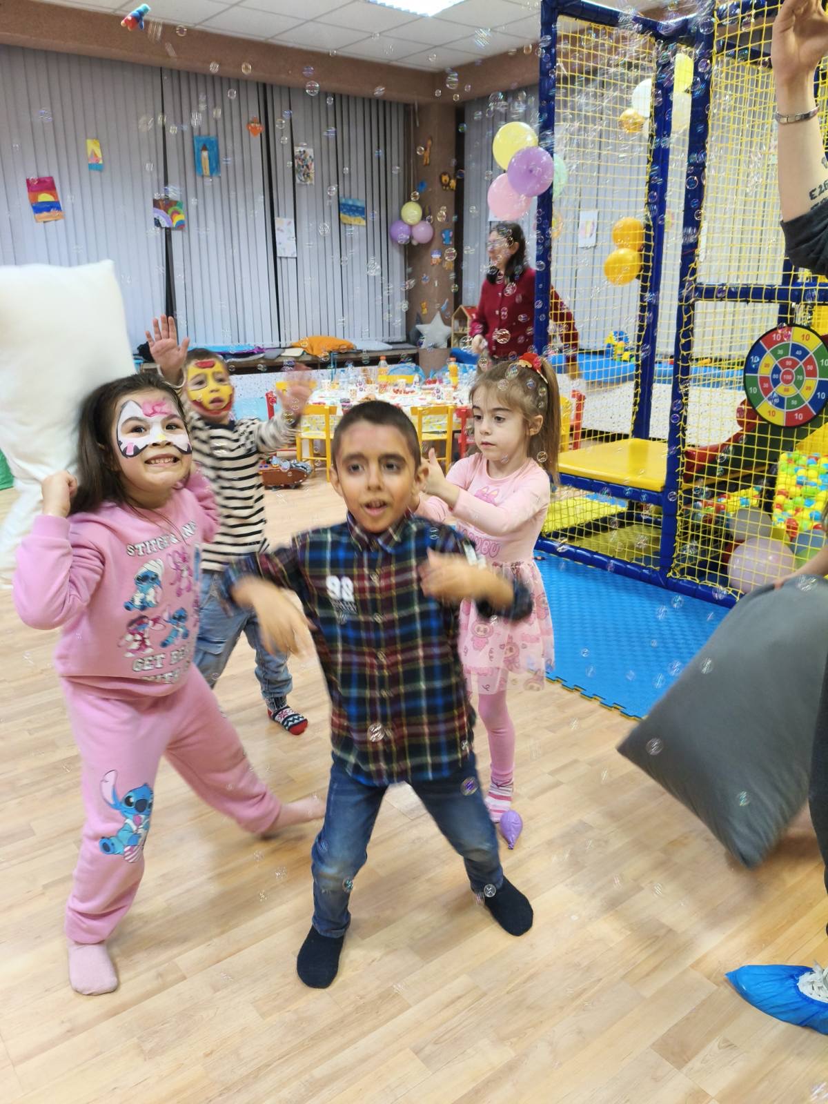 Happy kids at Partino